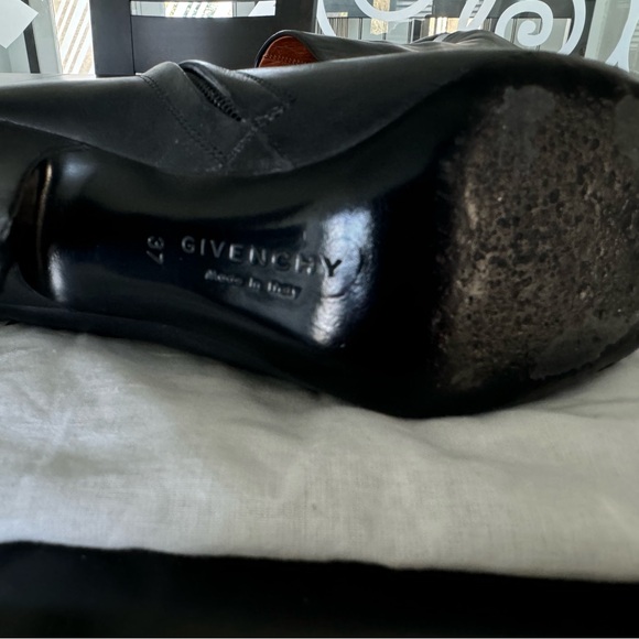 Givenchy booties. - Picture 6 of 10
